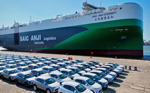 চীন-যুক্তরাষ্ট্র বাণিজ্য দ্বন্দ্বে নতুন ১০ শতাংশ শুল্ক আরোপের ঘোষণা ট্রাম্পের