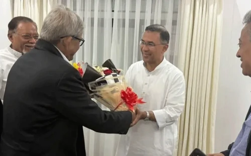 তারেক রহমানের নতুন মন্ত্রিসভা: ছোট আকারে চমকপ্রদ টিম নিয়ে যাত্রা শুরু।