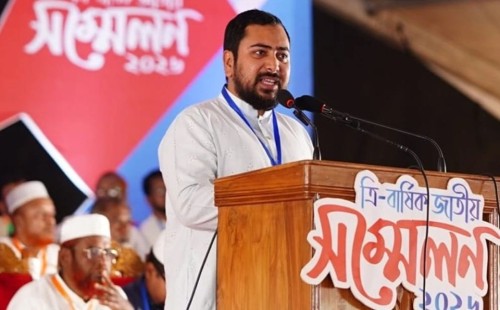 নাহিদ ইসলামের হুঙ্কার: ক্ষমতার স্বাদ পেয়ে বিএনপি জনগণের কথা ভুলে গেছে!