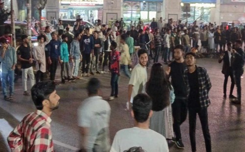 তিতুমীর কলেজের শিক্ষার্থীদের ৭ দফা দাবি আদায় না হওয়ায় আবারও অবরোধ