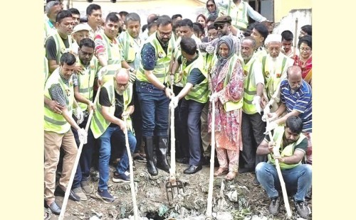 একা দেশ বদলানো সম্ভব নয়, জনগণকে সঙ্গে নিলেই সম্ভব: বিএনপি নেতা আমিনুল হক