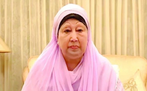 খালেদা জিয়া হাসপাতালে ভর্তি: রूटিন স্বাস্থ্য পরীক্ষার জন্য ঢাকা এভারকেয়ার হাসপাতালে নেওয়া হয়েছে