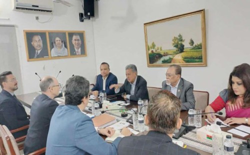 বিএনপির সঙ্গে আইএমএফ প্রতিনিধিদলের বৈঠক: অর্থনৈতিক সংস্কার নিয়ে আলোচনা