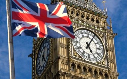 ৯ বিশ্ববিদ্যালয়ে বাংলাদেশি শিক্ষার্থী ভর্তি স্থগিত: UK-এর নতুন ভিসা নীতিতে বাতিল ২২% আবেদন