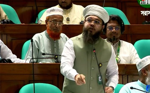 মহানবীকে (সা.) কটূক্তিতে মৃত্যুদণ্ডের দাবি জানালেন এমপি হানজালা।