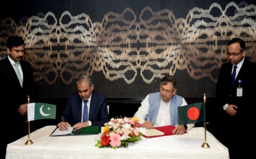 মাদক দমনে একজোট বাংলাদেশ ও পাকিস্তান: ১০ বছরের নিরাপত্তা চুক্তি স্বাক্ষরিত
