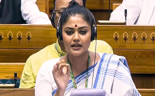 সায়নী ঘোষের মাথা কাটলে ১ কোটি রুপি পুরস্কার! বিজেপি নেতাকে ঘিরে তীব্র বিতর্ক
