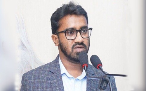 নাসীরুদ্দীন পাটওয়ারী আমার পা ধরতে বাকি রেখেছিল: রাশেদ খাঁন