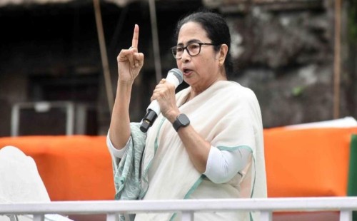 মেরে না ফেললে থামানো যাবে না’: চন্দ্রিমার বিদায়ের পর হুঙ্কার মমতার