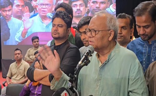 এনসিপি পশ্চাৎমুখী দলের সাথে জোট করেছে: রাবিতে রুহুল কবির রিজভী