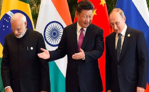 যুক্তরাষ্ট্রের বিশ্বব্যাপী প্রভাব মোকাবিলায় একই মঞ্চে চীন, রাশিয়া ও ভারত