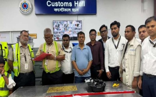 বিমানের ফ্লাইটে ১৪ কেজি স্বর্ণ উদ্ধার, টেকনিক্যাল হেলপার আটক