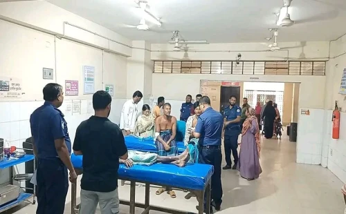 আদালতের নিষেধাজ্ঞার জমি চাষ নিয়ে সংঘর্ষ, আহত ২০