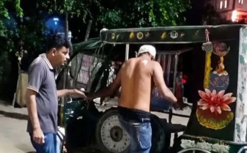টঙ্গীতে পুলিশকে পাথর নিক্ষেপ, হাতকড়াসহ আসামি ছিনতাই