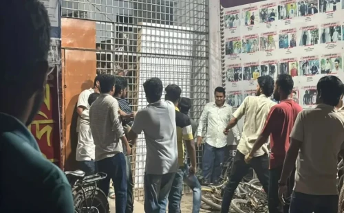 রাবিতে ছাত্রদলের হামলায় গুরুতর আহত ৪ সাংবাদিক, শিক্ষার্থীদের তীব্র প্রতিবাদ