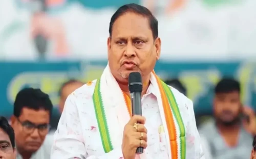 বাবরি মসজিদের আদলে মসজিদ তৈরির উদ্যোক্তা বিধায়ক হুমায়ুন কবিরের রাজনীতি ছাড়ার ইঙ্গিত