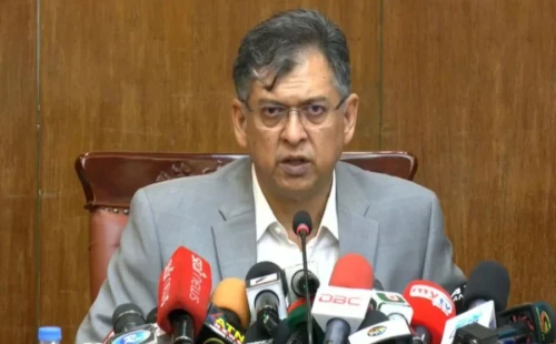 প্রতিবেশী দেশের ভরসায় ক্ষমতায় থাকার রাজনীতিতে বিশ্বাস করি না: স্বরাষ্ট্রমন্ত্রী